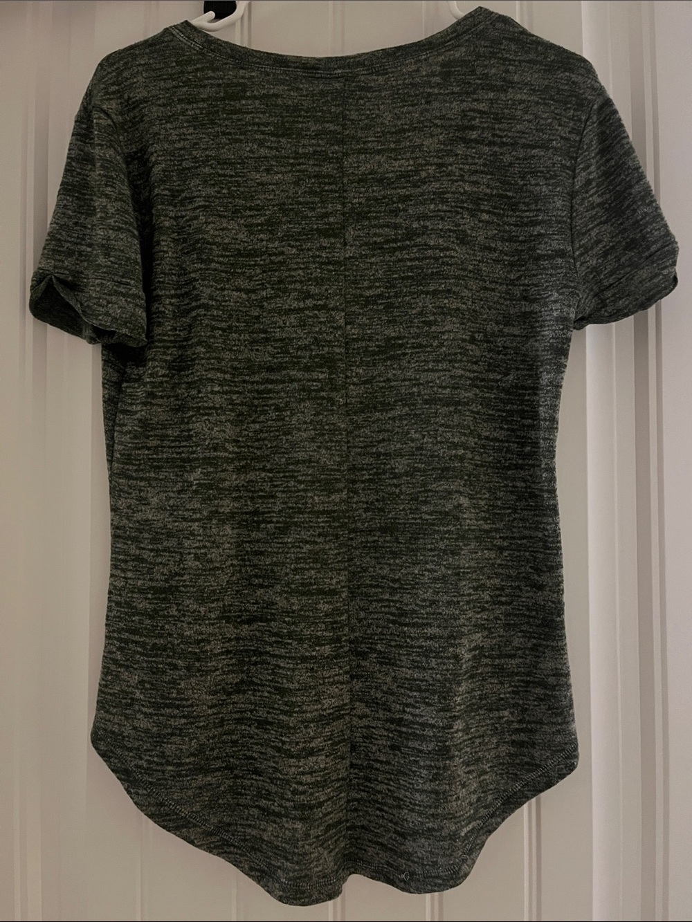 a.n.a Heathered Dark Green Scoop Neck Short Sleeve Tee - Picture 3 of 6